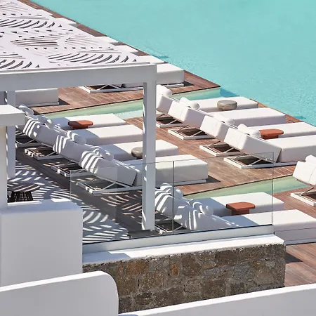 Hotel Kouros &